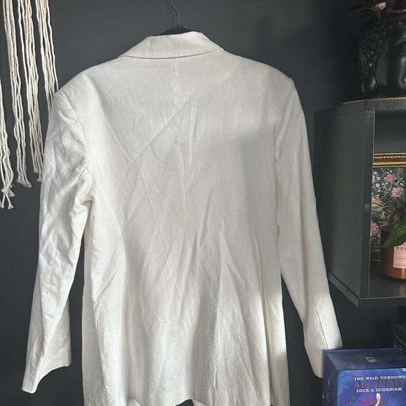 White linen blazer NWT - Picture 3 of 4